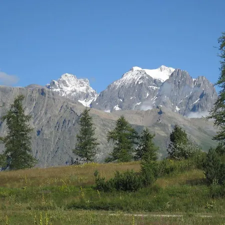 Apartment Le Skisud Cosy T3 Massif De Ecrins Puy St Vincent 1800